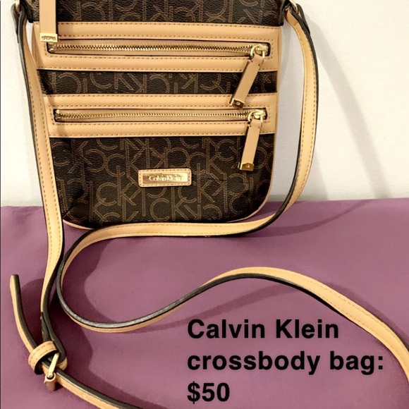 Women branded bags/purses - Picture 5 of 7